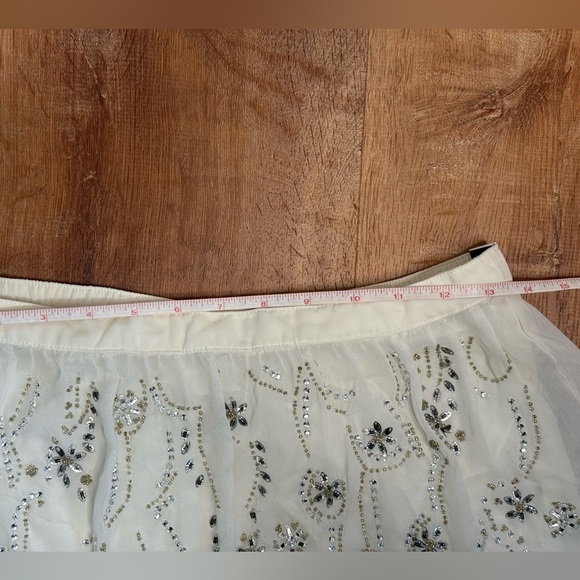 Y2K Abercrombie & Fitch Beaded Rhinestone Mini Skirt Cream Ivory Women’s XS NWT - Picture 8 of 9
